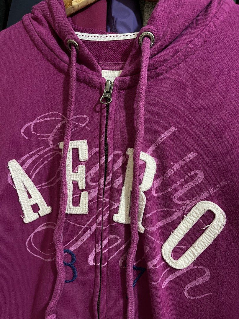 Aeropostale Zip-up jacket (Category: Coats, Jackets and Outerwear) located in Cabuyao City. Submitted by jeirussamson897 (Listing ID 1470571585, Image 3). Description: Aeropostale Zip-up jacket xl 22 width 26 length excellent condition has super minimal pinhole on pocket and hood 9/10 499+sf.