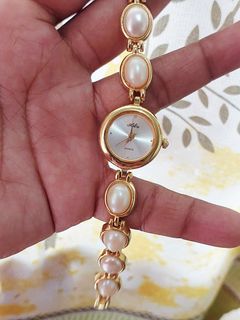 (Category: ) located in . Submitted by vintageanddainty (Listing ID 1470586134, Image 1). Description: .
