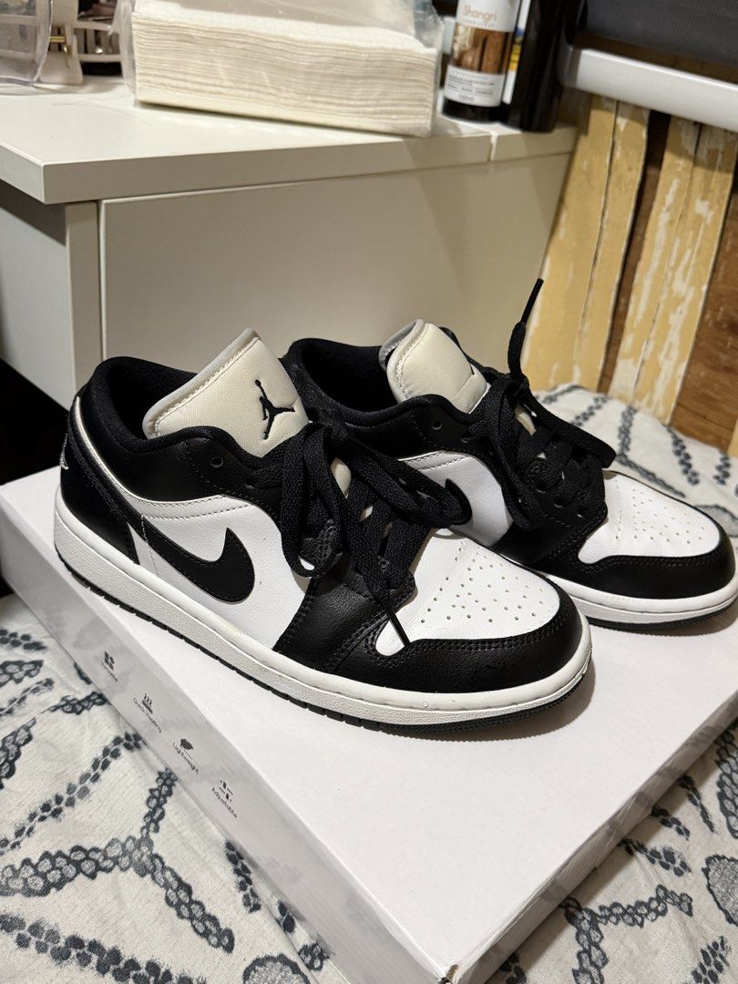 Air Jordan 1 Low Black White (Category: Sneakers) located in Muntinlupa City. Submitted by biancaagbscloset (Listing ID 1470724272, Image 1). Description: - Model: Air Jordan 1 Low - Colorway: Classic Black & White (Matches everything!) - Size: US 6 / EUR 36.5 - Condition: Worn a few times, minimal toe creasing - Soles: Clean with plenty of tread left - Perfect as an everyday rotation shoe - DM for inquiries or fast checkout.
