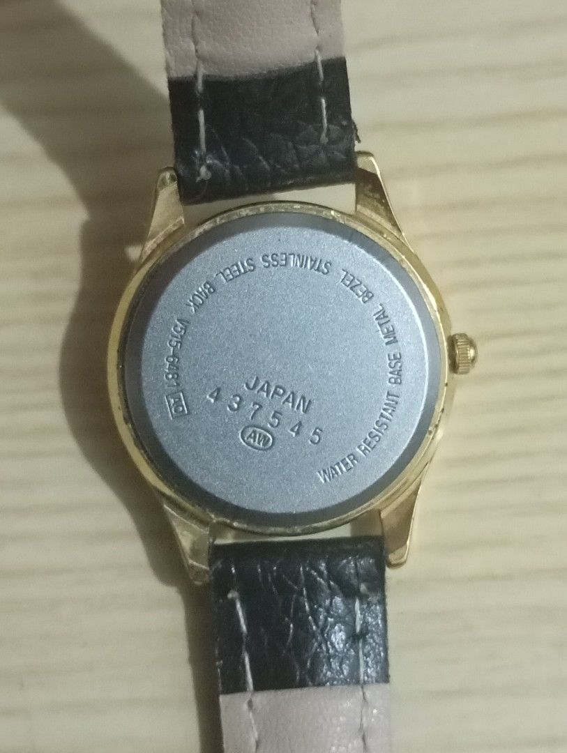 Alba Quartz (Category: Women's Watches) located in Las Pinas. Submitted by quick_deals_great_finds2 (Listing ID 1470675907, Image 3). Description: Original good working condition Quartz with battery 25mm small.