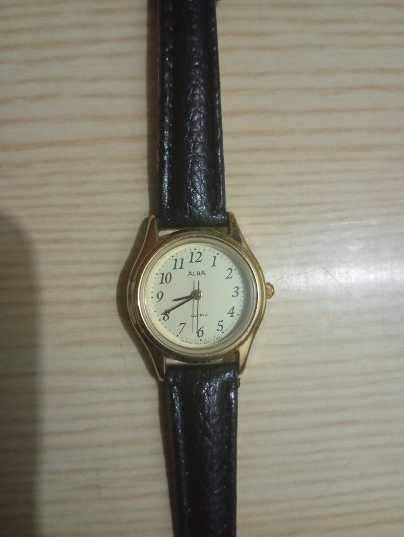 Alba Quartz (Category: Women's Watches) located in Las Pinas. Submitted by quick_deals_great_finds2 (Listing ID 1470675907, Image 2). Description: Original good working condition Quartz with battery 25mm small.