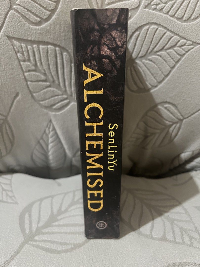 Alchemised Deluxe Edition (Paperback) (Category: Storybooks) located in Subic. Submitted by thebookowl (Listing ID 1470572142, Image 3). Description: Please avoid asking questions that are already on this post: Authentic Deluxe Edition Sprayed Edges Minor dents on edges due to shipping No foxing No tanning No spine crease Limited stocks available Last price posted Available unless posted otherwise.