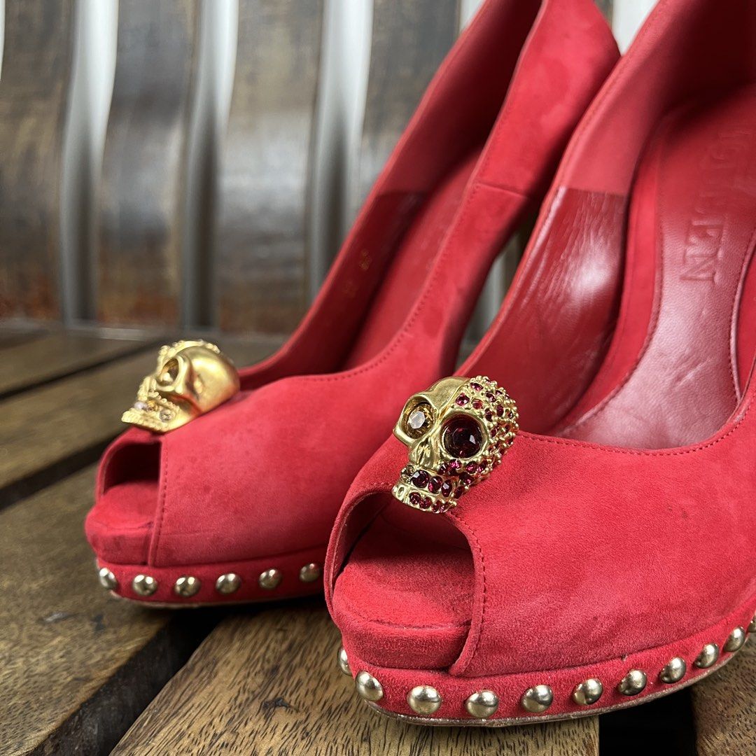 Alexander McQueen Red Suede Skull Peep Toe Platform Pumps. (Category: Sneakers & Footwear) located in Quezon City. Submitted by forgarments (Listing ID 1470721361, Image 2). Description: Alexander McQueen Red Suede Skull Peep Toe Platform Pumps. Excellent Condition - Minor sign of usage Size: 37 Insole: 24 Cm Outsole: 18 Cm Heel height: 13.5 Cm - Red calf suede upper, leather lining - Ornate Gold tone 3D Crystal embellished skull motifs - Stud ac