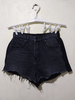 (Category: ) located in . Submitted by PrinceDani.Clothing (Listing ID 1470591228, Image 1). Description: .