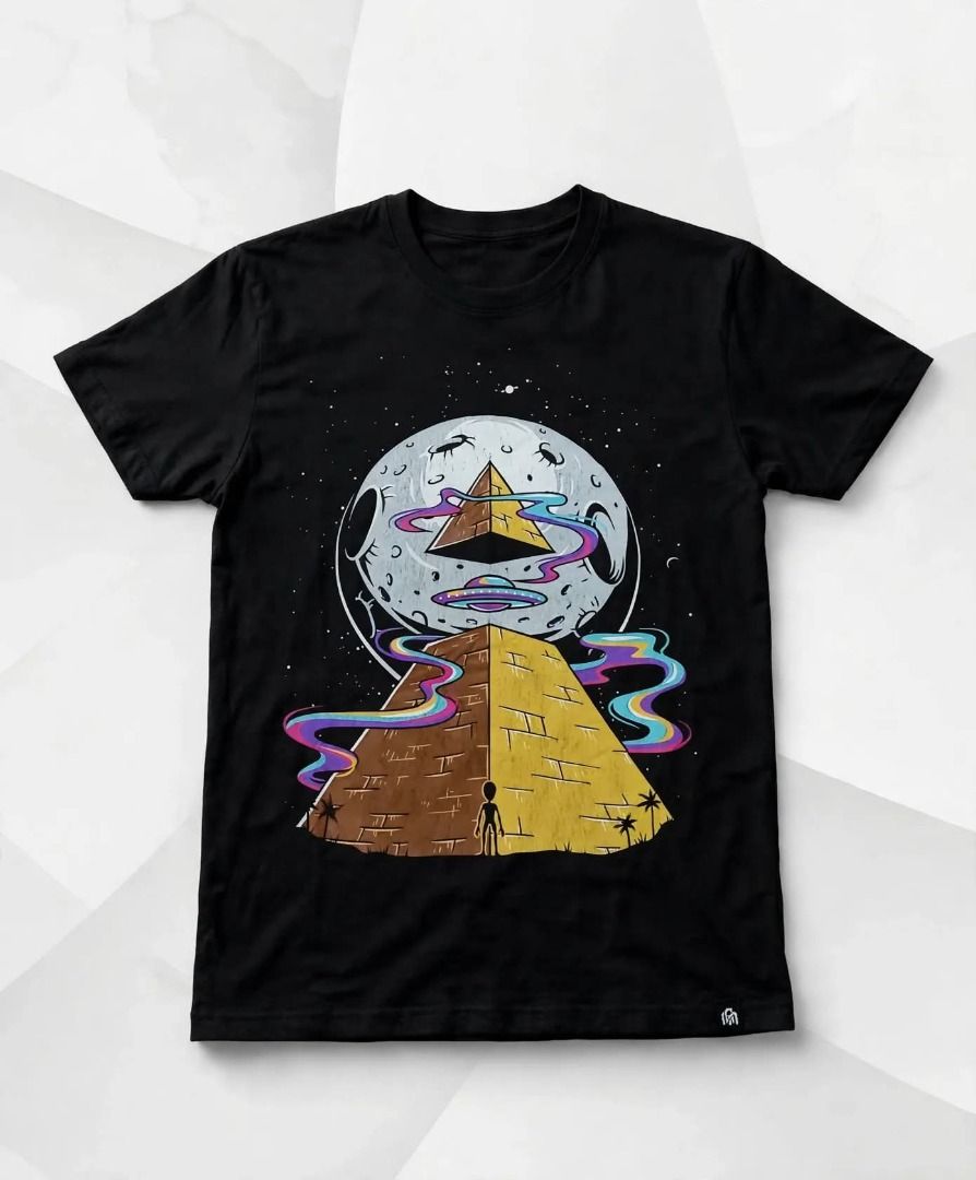 Alien in Egypt Black Tshirt I Tee (Category: Tshirts & Polo Shirts ) located in Aguinaldo. Submitted by baguioukayukay2600 (Listing ID 1470582955, Image 1). Description: .
