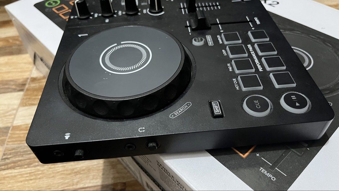 Alpha Theta DDJ FLX2 (Category: Other Audio Equipment) located in Manila. Submitted by iseedomzki (Listing ID 1470557757, Image 3). Description: RFS: Upgraded my equipment - Bought from Silent Noise PH last year. Bought at 13k original price - Nagamit ko sa mga gigs Condition: Got a few very small scratches on the jogwheels but it’s still doing fine Inclusions: - FLX 2 Controller - Original Box - Type C to Type C Connector .