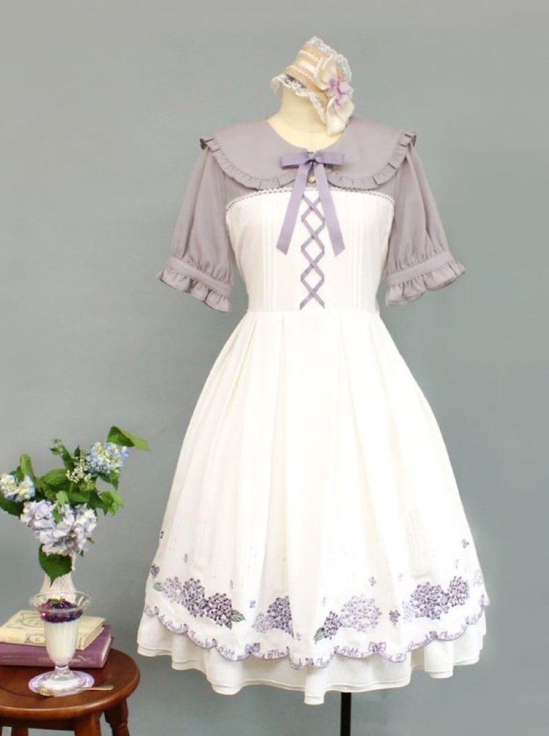 Amavel Purple Hydrangea and Dew (Category: Dresses) located in Manila. Submitted by elunacurio (Listing ID 1470572339, Image 1). Description: have the exact item mop: gcash will try to take pics and measurements soon no tiny bow in front.