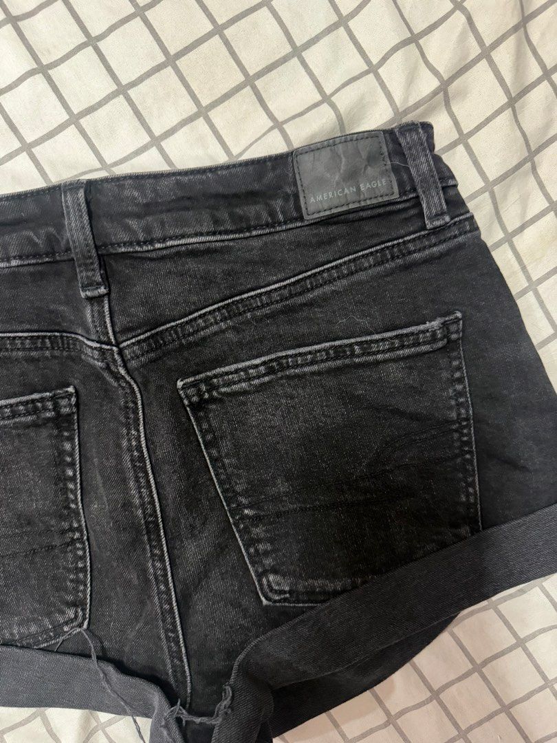 American Eagle high-rise denim short (Category: Shorts) located in Manila. Submitted by pinkyswearshop2.0 (Listing ID 1470618777, Image 3). Description: .