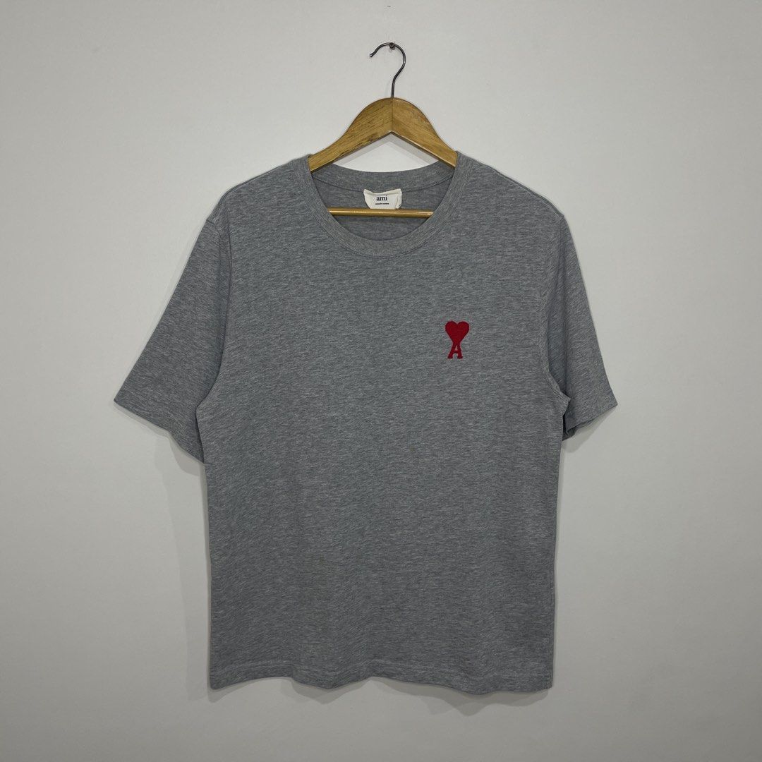 AMI Short Sleeve Embroidered Logo (Category: Announcements) located in Marikina City. Submitted by aalibabyy (Listing ID 1470616388, Image 2). Description: AMI Short Sleeve Embroidered Logo Size: Medium Length: 27" Width: 20" No Issue Excellent Condition ₱850.