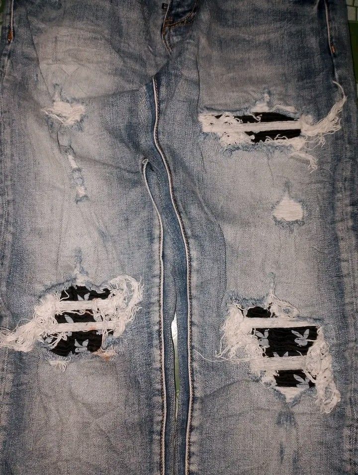 AMIRI (Category: Jeans) located in Taguig. Submitted by clothingselection (Listing ID 1470566403, Image 3). Description: PTPA AMIRI SKINNY JEANS WIDTH 30-31 LENGTH 40 HEM 6 EXCELLENT CONDITION NID WASH FRESH FROM BALE M 499.