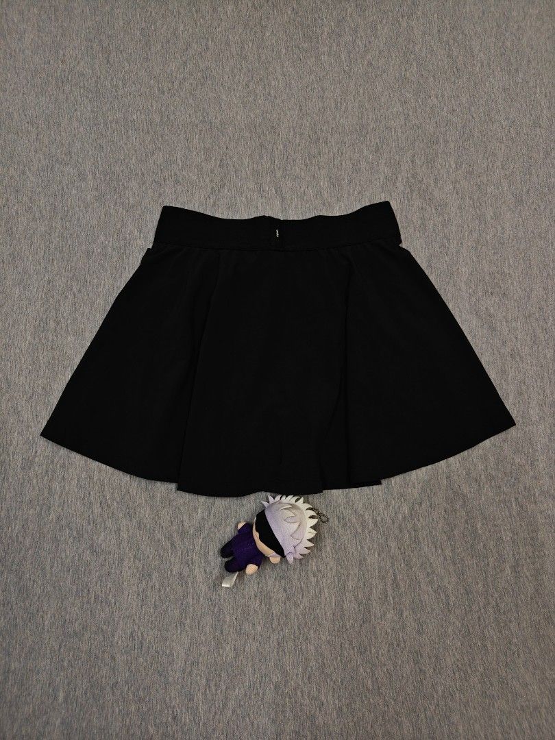 ANDAR SKIRT (Category: Activewear) located in Bacolod City. Submitted by yobibstuffs (Listing ID 1470643903, Image 3). Description: ANDAR SKIRT SIZE: 2 DIMENSIONS WAISTLINE: 26-28 LENGTH: 13 GOOD CONDITION NEED WASH 🧼🫧 PRICE: 699+SF OUTSIDE BACOLOD CITY 🏙️ 🌆 PM ME! 📥📥📥.