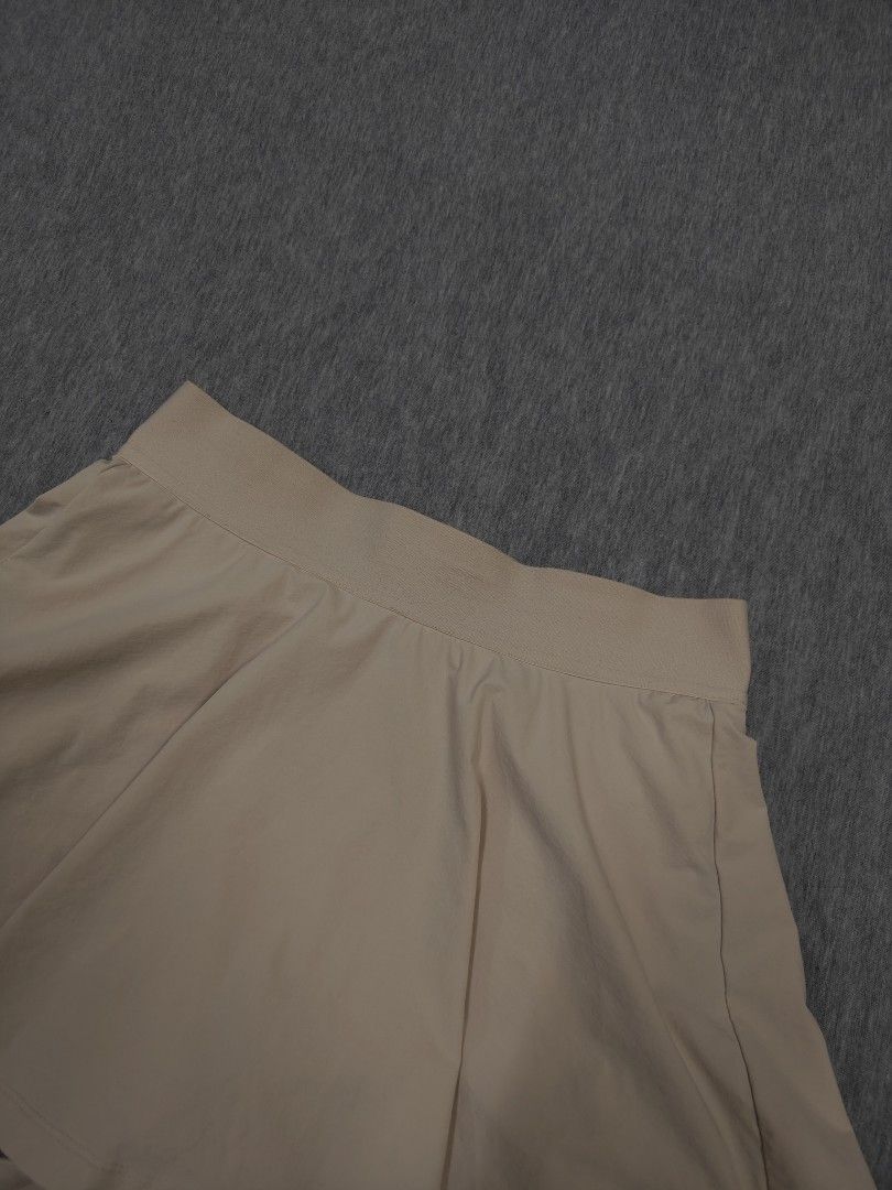 ANDAR SKIRT (Category: Activewear) located in Bacolod City. Submitted by yobibstuffs (Listing ID 1470644075, Image 2). Description: ANDAR SKIRT SIZE: 2 DIMENSIONS WAISTLINE: 26-28 LENGTH: 13 GOOD CONDITION NEED WASH 🧼🫧 PRICE: 699+SF OUTSIDE BACOLOD CITY 🏙️ 🌆 PM ME! 📥📥📥.
