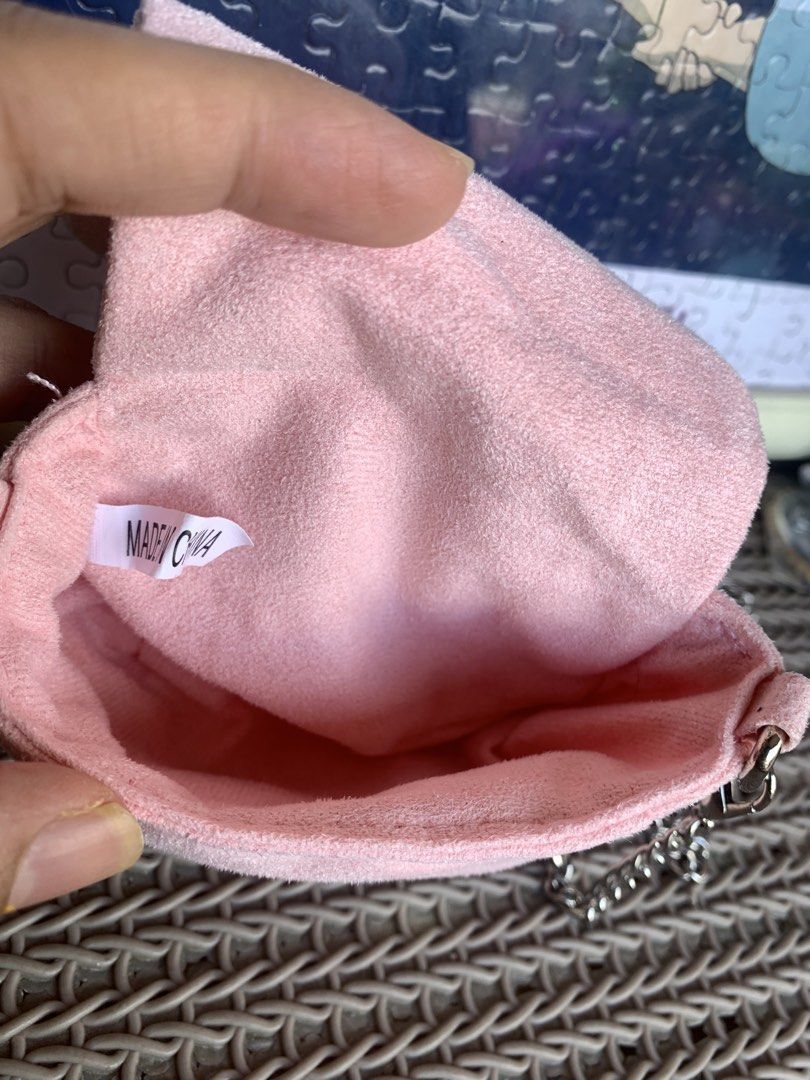 Anillo Mini Pink Bag (Category: Shoulder Bags) located in Manila. Submitted by macks_toys (Listing ID 1470710265, Image 3). Description: 📌You may send DM for your inquiries. ✨KINDLY CHECK EACH DETAILS✨ 🔳 From Japan/UK Surplus items 🔳 Just needs wash due to dust 🔳 Manage your expectations since it’s preloved and from Surplus Items 🔳 WYSIWYG ✨ Thank you! ✨.
