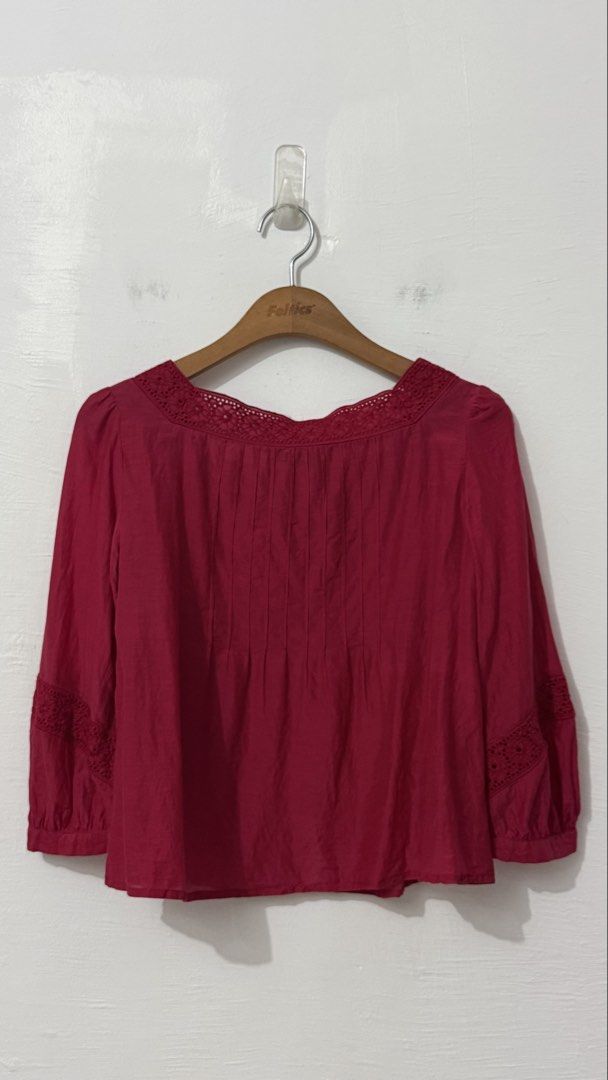 Anna Sui silk cotton peasant blouse (Category: Blouses) located in Cordova. Submitted by thedecluterrer (Listing ID 1470700365, Image 3). Description: .