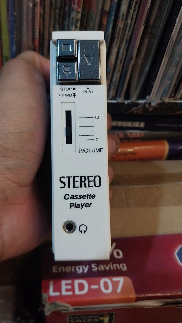 APPLAUSE STERO CASSETTE PLAYER (MODEL MG-600) (Category: Portable Music Players) located in Manila. Submitted by johnlloyde94343 (Listing ID 1470567732, Image 2). Description: APPLAUSE STERO CASSETTE PLAYER (MODEL MG-600) Good working condition With free double AA batteries (Energizer) Made in Japan Chat me for more pictures and details :)).