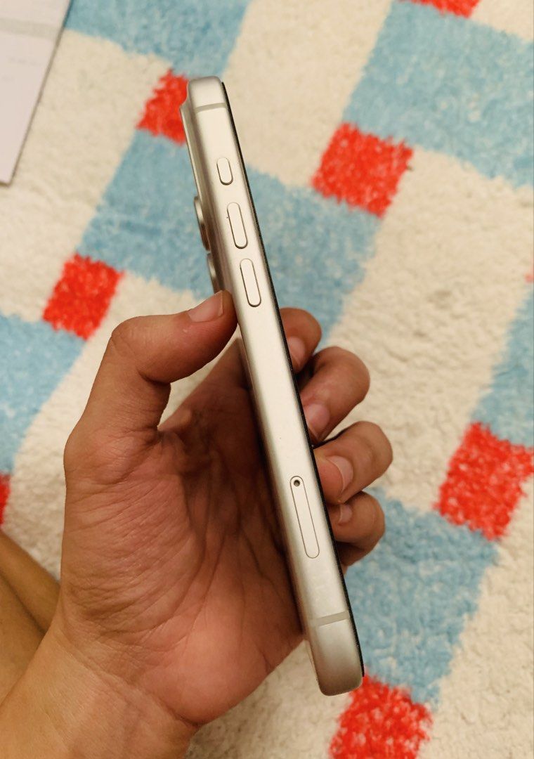 APPLE IPHONE 17 PRO (Category: iPhone 17 Series) located in Manila. Submitted by ualatjanelle (Listing ID 1470579839, Image 3). Description: - Model: Silver iPhone 17 Pro 512GB - Condition: Excellent, clean screen, and spotless buttons/sides - Performance: 100% working great -Battery Health: 94% - Inclusions: Comes with original retail box -Freebies: Phone case - Status: Ready for a new owner.