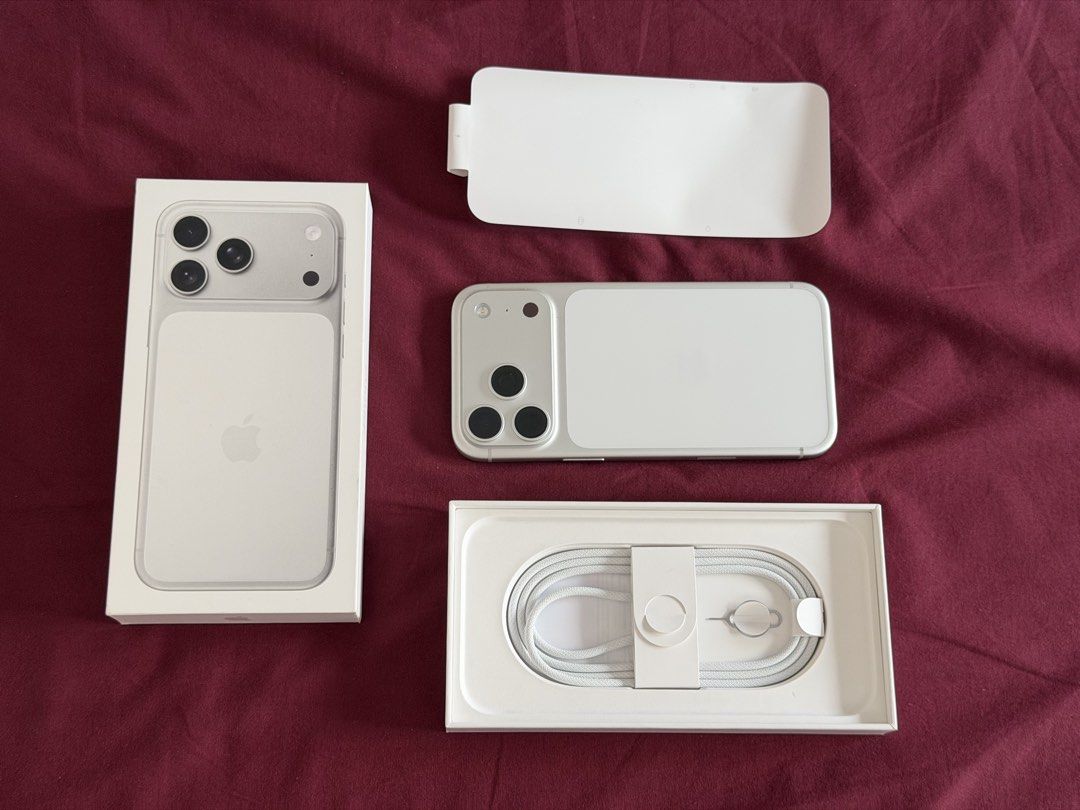 Apple iPhone 17 Pro Max Silver 512GB (Category: iPhone 17 Series) located in Manila. Submitted by blitz89 (Listing ID 1470617873, Image 2). Description: For sale: Factory Unlocked Apple iPhone 17 Pro Max Silver 512GB Brand: Apple Model: iPhone 17 Pro Max Capacity: 512GB Condition: 10/10 (no scratches whatsoever) Network: Factory Unlocked Battery Health: 91% (can be replaced in HK Apple Store) Cycle Count: 390 Inclusions: complete (iPhone, box, un