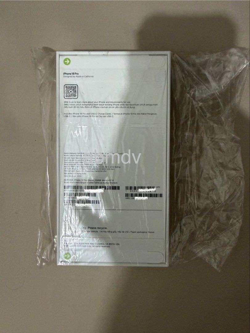 Apple iPhone 18 Pro 256GB Glacier (Category: iPhone 18 Series) located in Quezon City. Submitted by abmdv (Listing ID 1470703154, Image 2). Description: Brandnew SEALED Local NTC Factory Unlock Meetup: Fairview Terraces/SM Fairview.