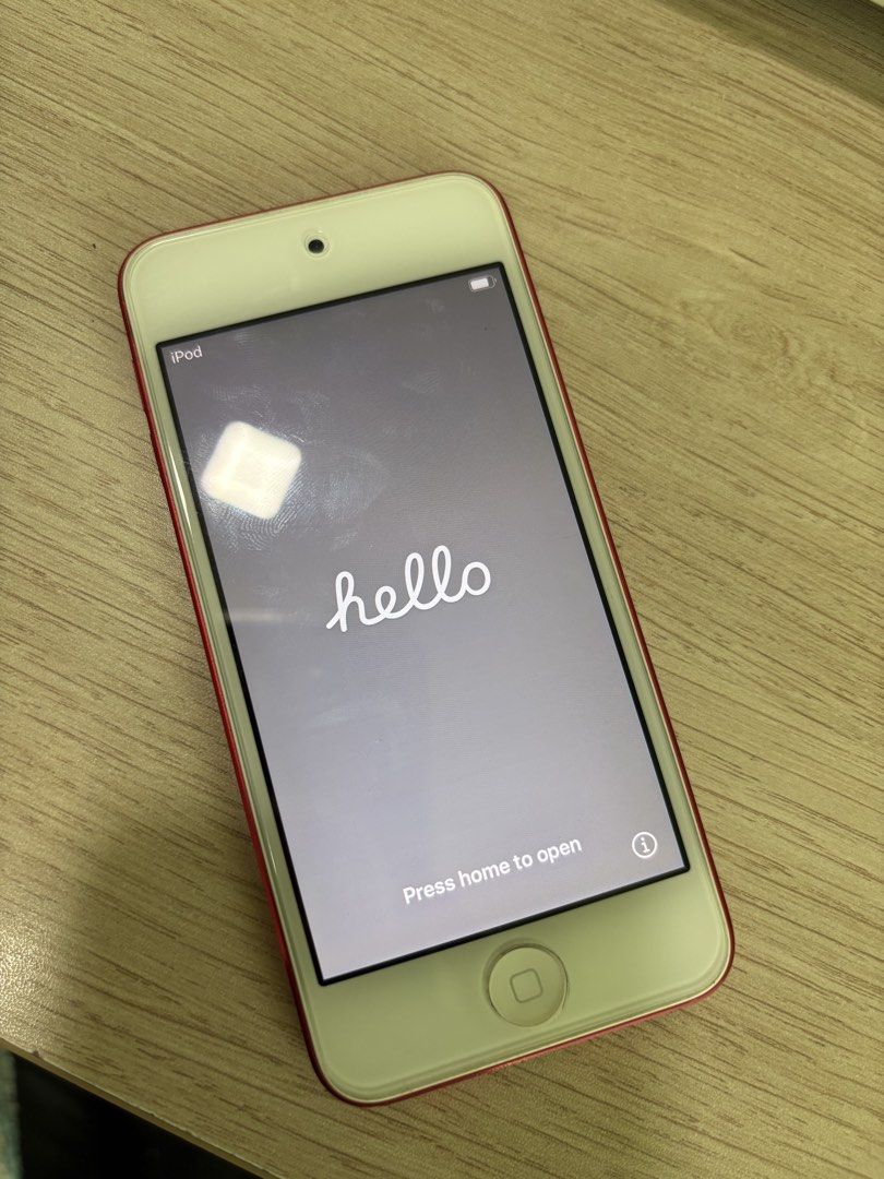 Apple iPod Touch 7th Generation Red 32GB (Category: Portable Music Players) located in Rizal. Submitted by dubu25 (Listing ID 1470560582, Image 1). Description: Ipod Touch 7th Gen Red 32gb -Smooth front and back. -Protected with case and protector since day 1. -Battery health at 84 as per checking a few months ago. Haven’t used it for a year now. I’m just charging it when it needs to be. -Unli reset Not that noticeable and minor issues: -A scratc