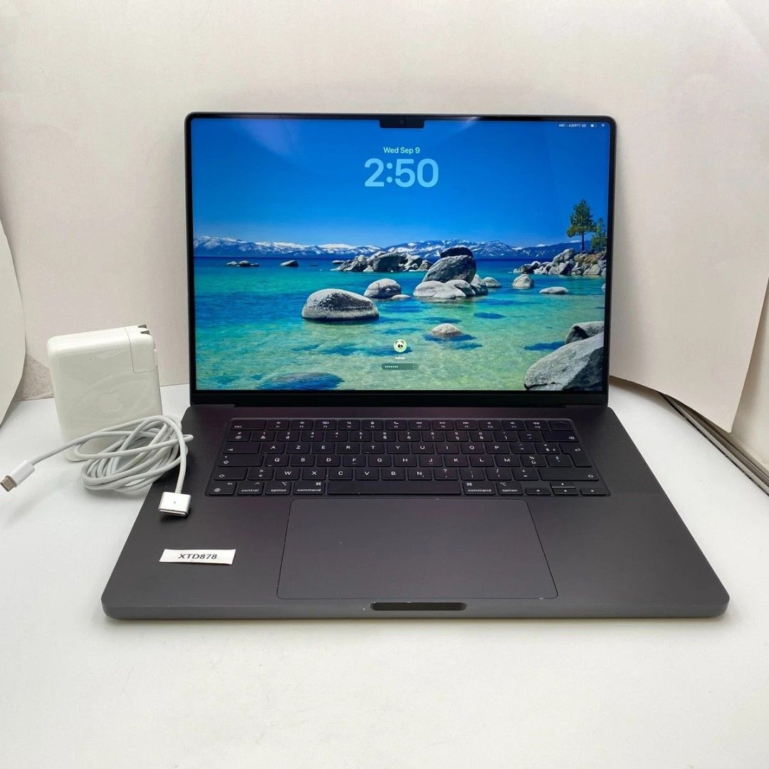 Apple MacBook Pro 16" - M3 Pro 18GB RAM 2TB SSD Black (Category: Laptops & Notebooks) located in Caloocan City. Submitted by arieljose212086 (Listing ID 1470666220, Image 1). Description: For sale RUSH Apple MacBook Pro 16" 2023 - Space Black Specs: PROCESSOR APPLE M3 PRO 12-CORE, 18-CORE GPU RAM 18GB MEMORY 2TB SSD Included: Charger/Power Cable Box.