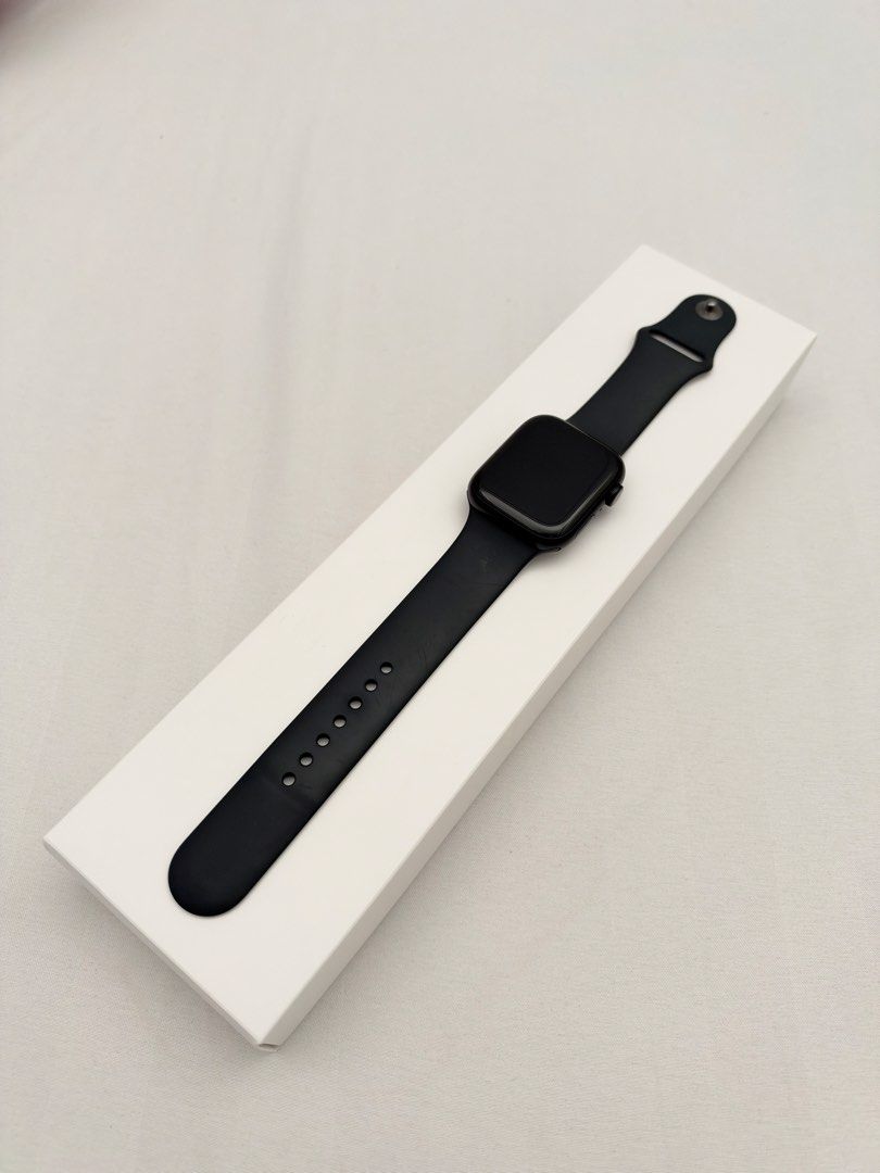 Apple Watch Series 8 (45mm) Midnight GPS (Category: Wearables & Smart Watches) located in Angeles City. Submitted by tamm09 (Listing ID 1470624054, Image 1). Description: 🌃 Midnight Aluminum Case | GPS Model Midnight Sport Band Inclusions: * Original Apple Watch Series 8 (45mm) * Midnight S/M & M/L Sport Bands * Original charger with charging dock * Complete original packaging Condition: Pre-loved with cosmetic flaws/signs of usage. 📍 RFS: not 