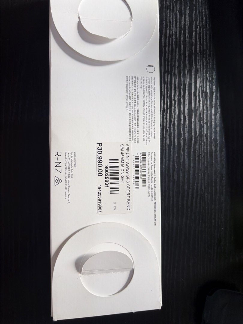 Apple Watch Series 9 45MM Midnight (Category: Other Mobile & Gadget Accessories) located in Quezon City. Submitted by wildeagle-cf48 (Listing ID 1470564050, Image 3). Description: - Brand: Apple - Model: Apple Watch Series 9 - Size: 45mm - Color: Midnight - Band: Sport Band - Battery Health: 98% - Includes: Original box, charger, sport band and packaging - Seldomly used - Meetup locations: SM City Fairview, Fairview Terraces, Commonwealth Avenue.