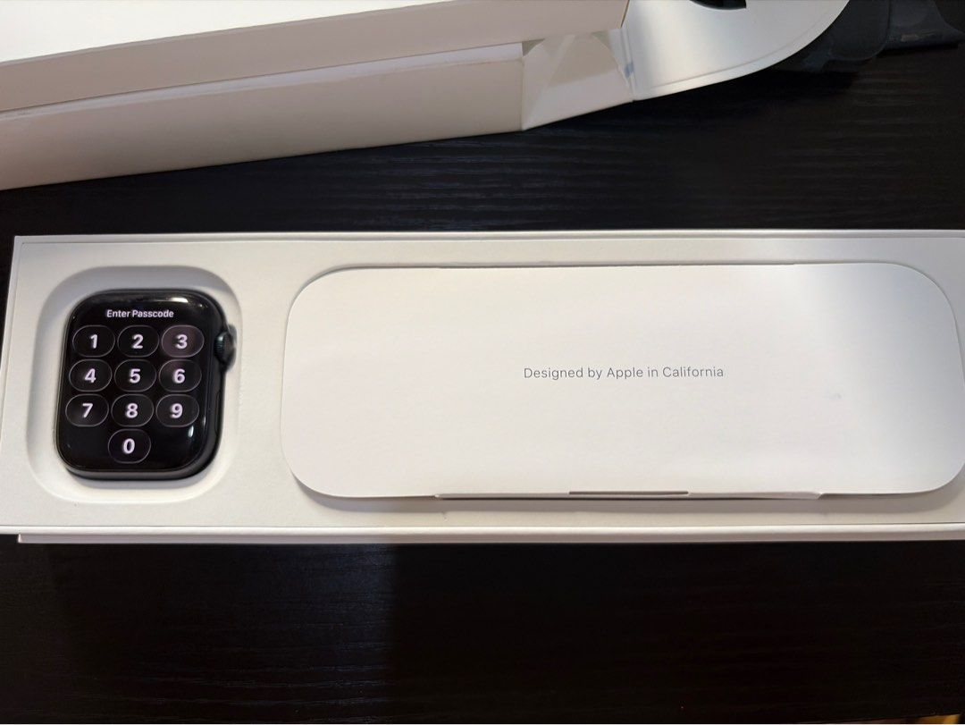 Apple Watch Series 9 45MM Midnight (Category: Other Mobile & Gadget Accessories) located in Quezon City. Submitted by wildeagle-cf48 (Listing ID 1470564050, Image 2). Description: - Brand: Apple - Model: Apple Watch Series 9 - Size: 45mm - Color: Midnight - Band: Sport Band - Battery Health: 98% - Includes: Original box, charger, sport band and packaging - Seldomly used - Meetup locations: SM City Fairview, Fairview Terraces, Commonwealth Avenue.