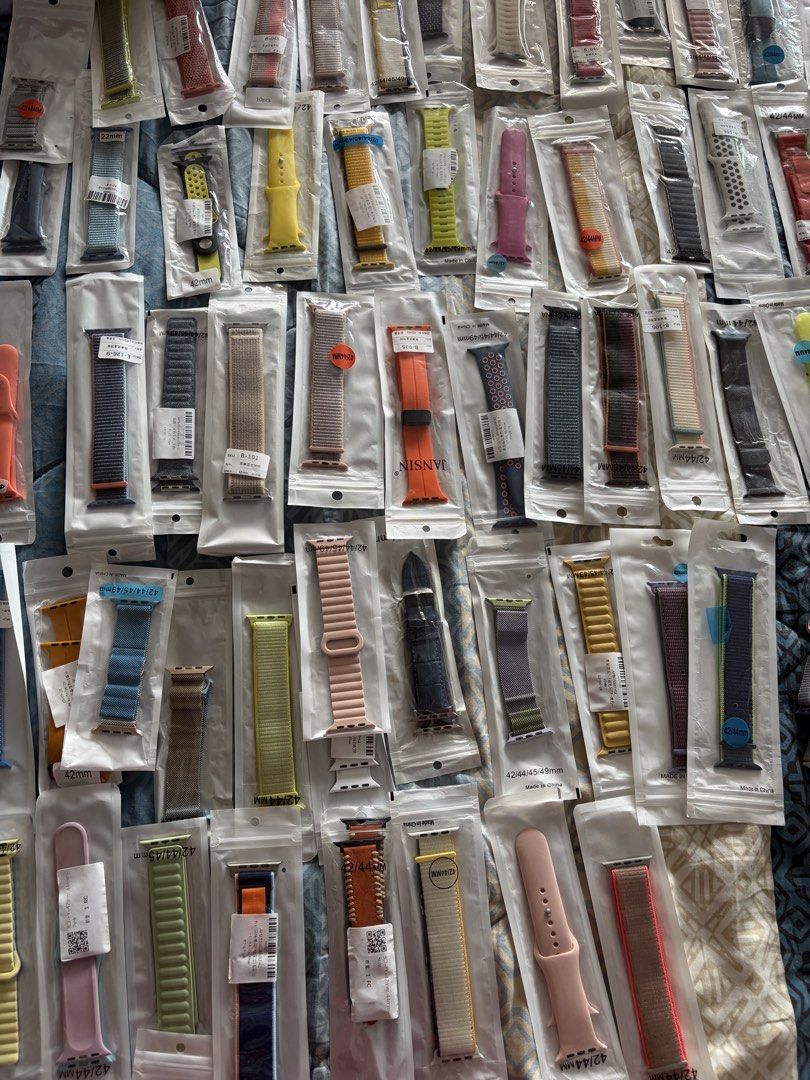 Apple watch straps and screen protector (Category: Wearables & Smart Watches) located in Makati City. Submitted by jaysales888 (Listing ID 1470594292, Image 2). Description: Apple watch straps and screen protector.