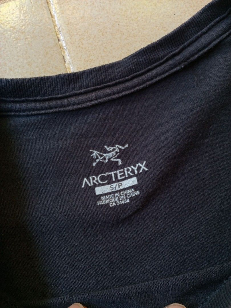 Arc'teryx basic logo design (Category: Tshirts & Polo Shirts ) located in Ajuy. Submitted by keenstone_527dd8 (Listing ID 1470579230, Image 2). Description: .