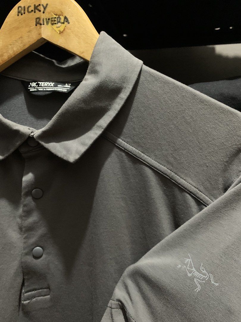 Arc'teryx Polo Shirt (Category: Tshirts & Polo Shirts ) located in Manila. Submitted by consencino97571 (Listing ID 1470716524, Image 3). Description: Arcteryx Size Medium to large Excellent condition No issue .