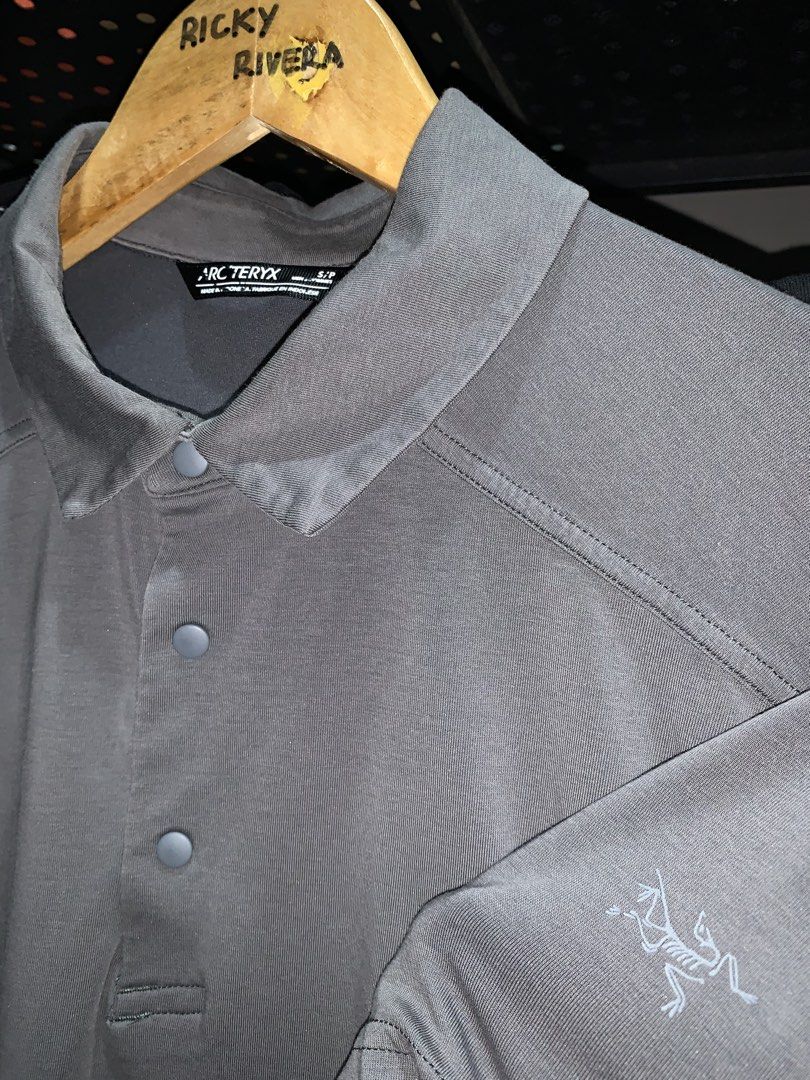Arc'teryx Polo Shirt (Category: Tshirts & Polo Shirts ) located in Manila. Submitted by consencino97571 (Listing ID 1470716524, Image 1). Description: Arcteryx Size Medium to large Excellent condition No issue .