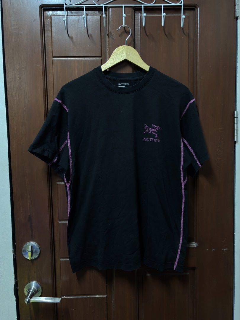 Arc’teryx Shirt (Category: Tshirts & Polo Shirts ) located in Davao. Submitted by workmensph (Listing ID 1470575953, Image 2). Description: Size Large 21” x 27” Excellent Condition.