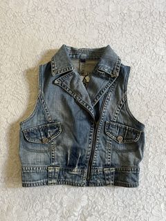 (Category: ) located in . Submitted by dutefinds (Listing ID 1470577547, Image 1). Description: .