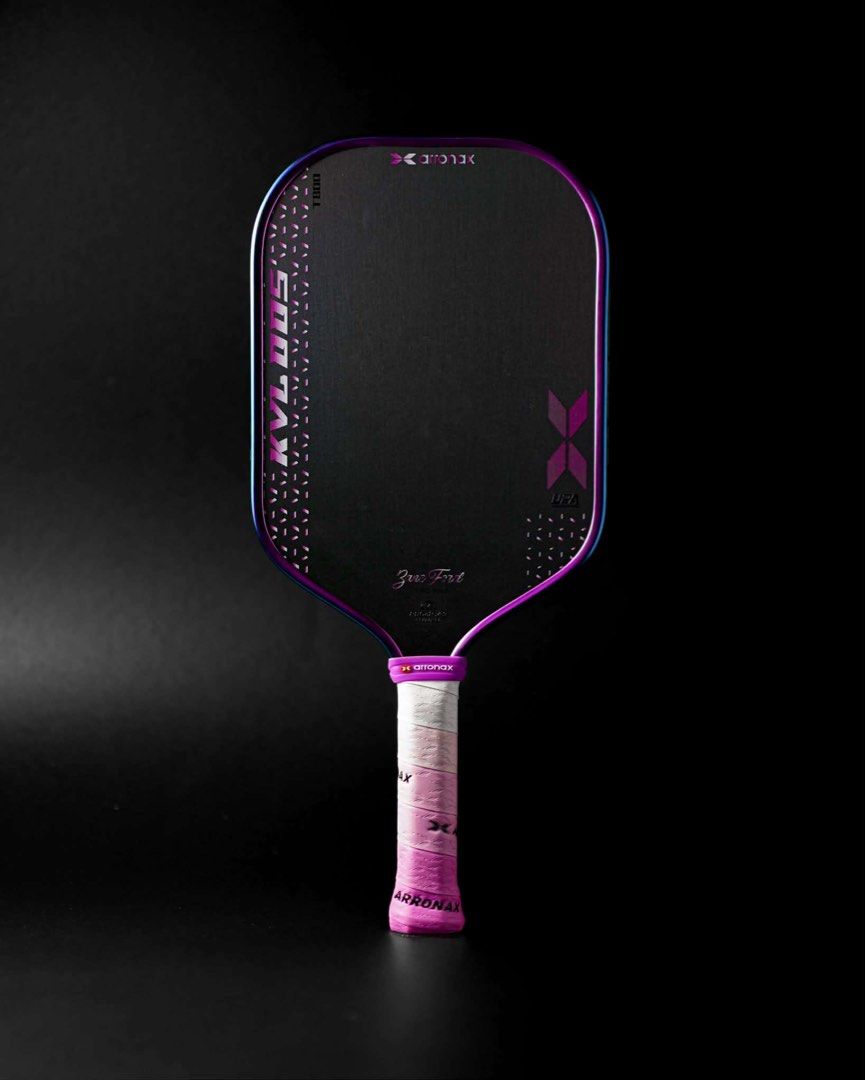 Arronax KVL005 T800 Pickleball Paddle (Category: Racket and Ball Sports) located in Taguig. Submitted by emmanuelfutaalan (Listing ID 1470589639, Image 3). Description: - Model: Arronax KVL005 T800 Pickleball Paddle - Face Material: High-performance carbon fiber with signature detail - Handle: Textured grip for superior hold and comfort - Protection: Durable edge guard to prevent chipping - Shape: Standard shape suitable for all play styles - Col