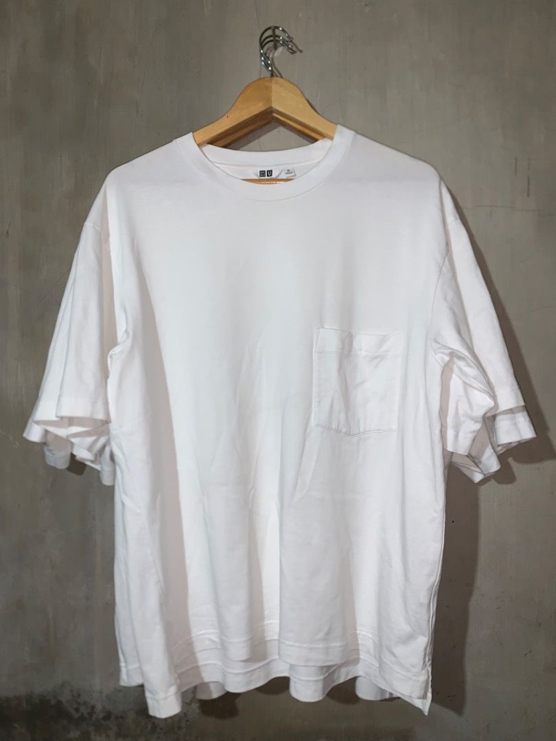 ASPACK UNIQLO AIRISM WHITE TEES (Category: Tshirts & Polo Shirts ) located in Davao. Submitted by sidethrifts (Listing ID 1470702147, Image 2). Description: ASPACK UNIQLO TEES SIZE XL (2pcs) SIZE XXL SIZE BOTH XL DIMES WIDTH 23 LENGTH 28 SIZE XXL DIMES WIDTH 24 LENGTH 29 ALL LIKE NEW NO ISSUES AND ALREADY WASH ASPACK FOR 800 PLUS SHIPPING FEE ONLY.