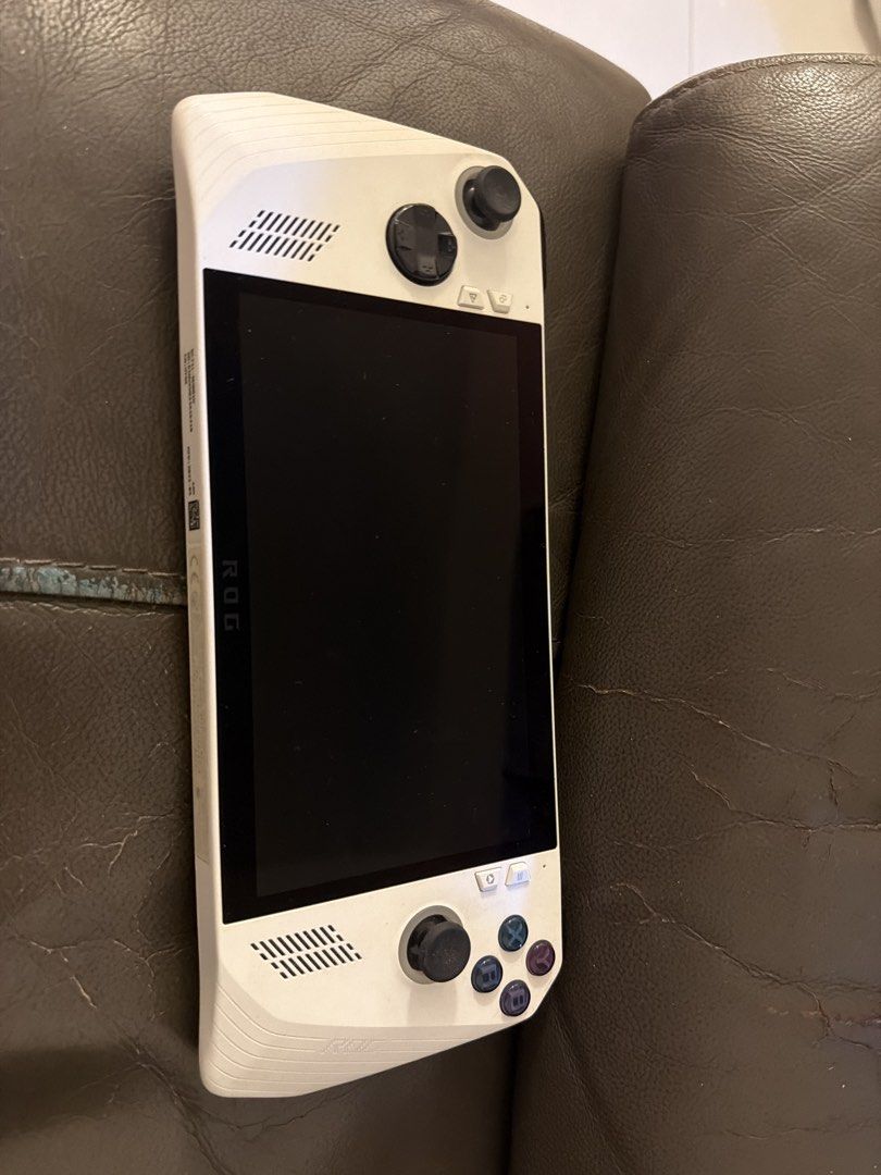 ASUS ROG Ally Handheld Gaming Console White, Video Gaming, Gaming ...