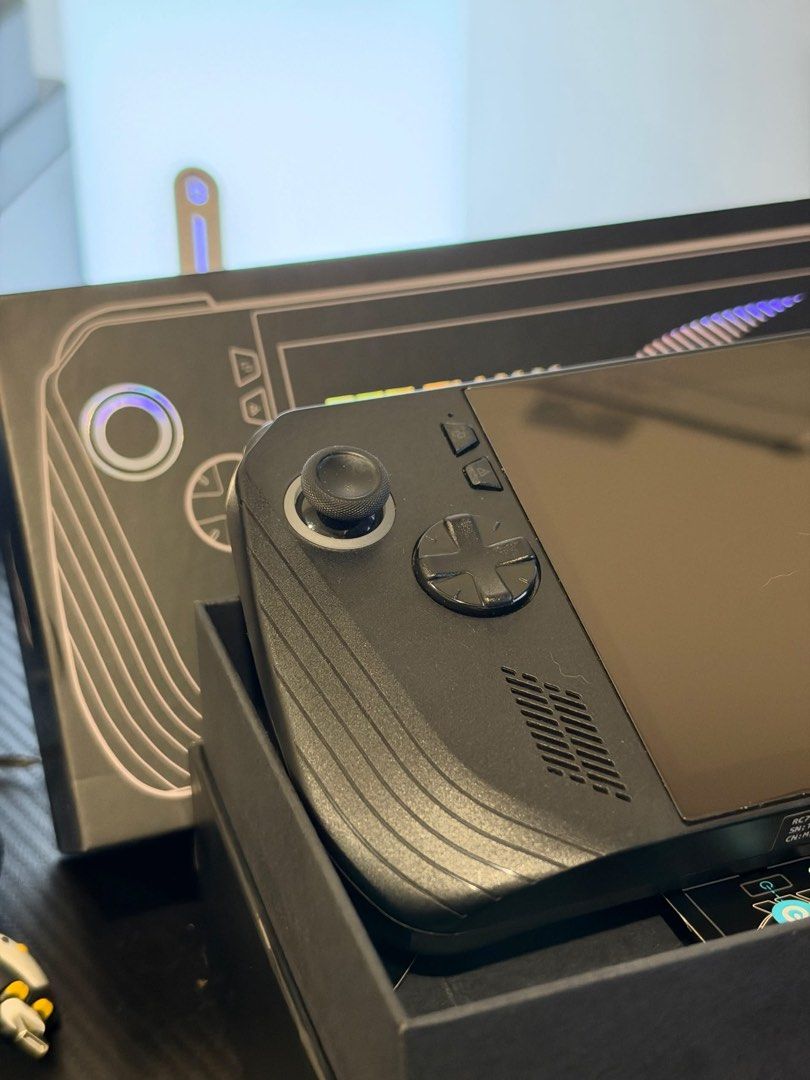 ASUS ROG Ally X, Video Gaming, Video Game Consoles, Others on Carousell
