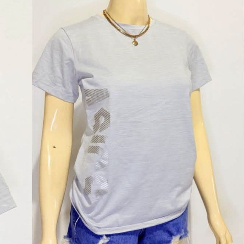 Authentic Asics Shirt (M) (Category: Activewear) located in Davao. Submitted by luxnmore_dvo (Listing ID 1470573834, Image 1). Description: NO LOWBALLING FIRST TO PAY BASIS Fits M-L Complete washtag 9.5/10 condition No issues.
