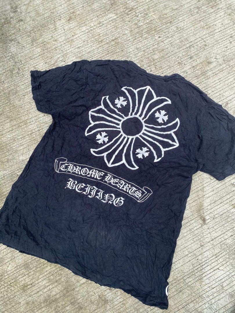 Authentic chrome hearts fresh from bale (Category: Formal Shirts) located in Quezon City. Submitted by hustle_mind (Listing ID 1470639498, Image 1). Description: YOURS RUSH.