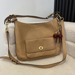 (Category: ) located in . Submitted by ipohluxury (Listing ID 1470687511, Image 1). Description: .