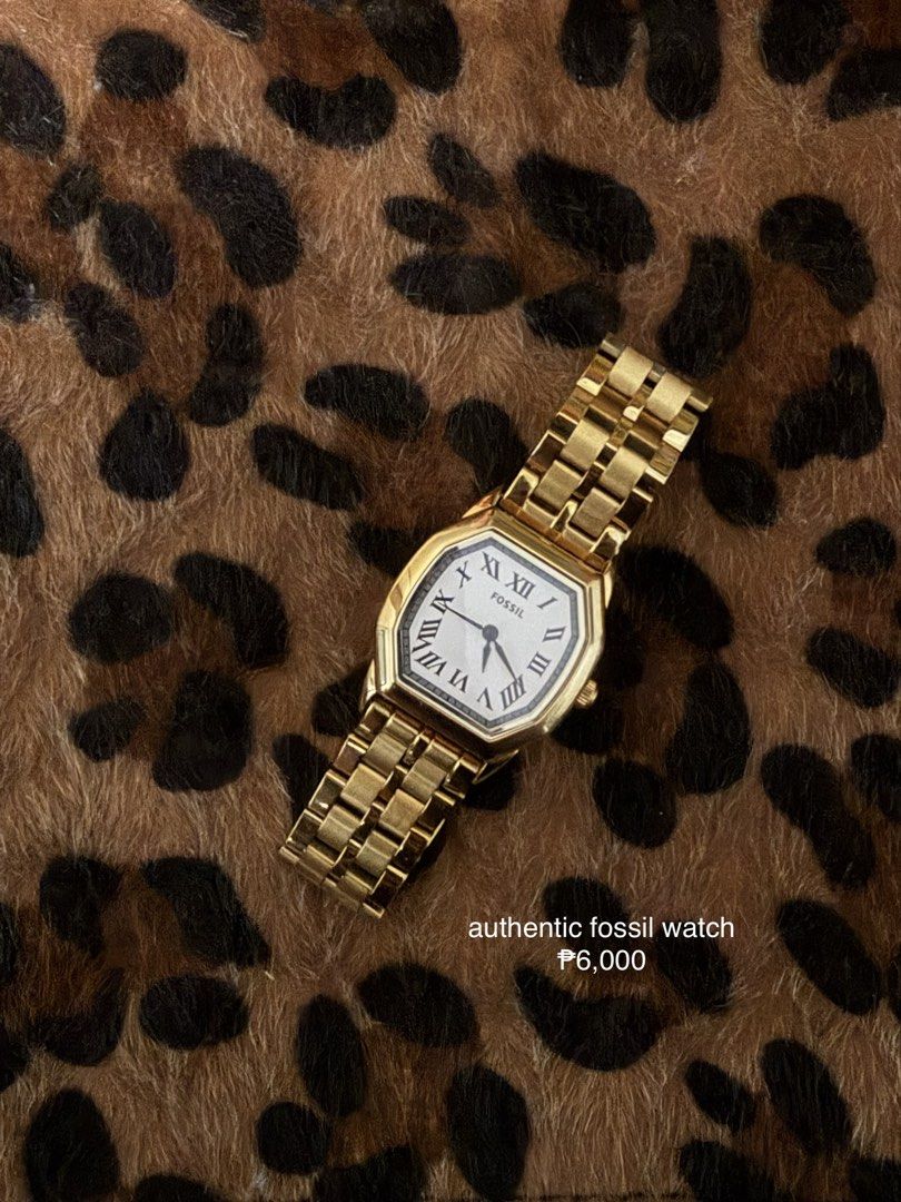 Authentic Fossil Watch (Category: Luxury Watches) located in Quezon City. Submitted by andyclave (Listing ID 1470578635, Image 1). Description: PM me for more pics! Also available in silver..