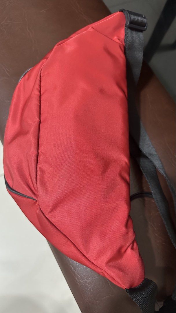 Authentic Givenchy Bumbag (Category: Luxury Bags & Wallets) located in Las Pinas. Submitted by marshmallowmax (Listing ID 1470570011, Image 2). Description: Guaranteed Authentic! Almost new like 9.5/10 condition, no flaws. With card and dustbag.