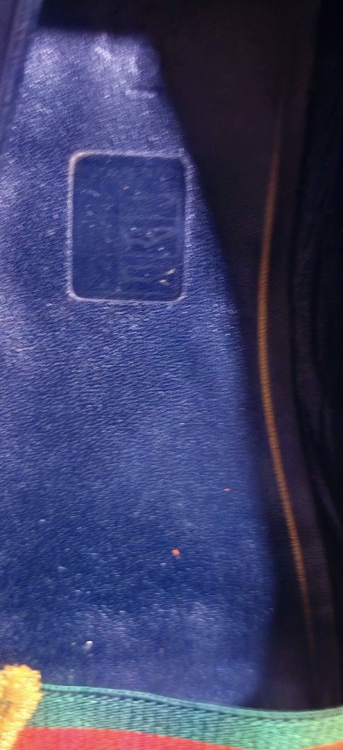 Authentic Gucci ballerine sandals (Category: Shoe inserts) located in Quezon City. Submitted by alyna214 (Listing ID 1470618387, Image 3). Description: Original gucci ballerine sandals po size 6 siya maliit kase sakin Kaya binebenta ko may nag bigay Lang. .