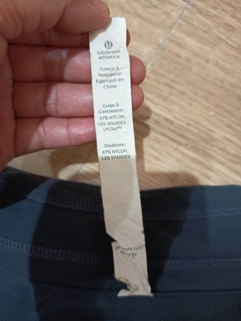 Authentic Lululemon Define Jacket - Luon, Black, Size 6 (Category: Activewear) located in Rizal. Submitted by joy_whisky (Listing ID 1470664894, Image 3). Description: like new condition gently worn fits small-med.