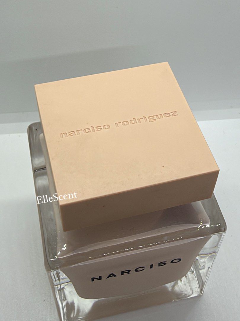 Authentic Narciso Rodriguez Poudree EDP (Category: Fragrance & Deodorants) located in Mandaluyong City. Submitted by elle_scent (Listing ID 1470630562, Image 2). Description: Last Price Posted Please NARCISO RODRIGUEZ NARCISO POUDRÉE EAU DE PARFUM – 90ML 💗 Elegant • Powdery • Feminine A gorgeous designer fragrance for women, loved for its sensual powdery musk and sophisticated floral-woody scent. ✨ FRAGRANCE REVIEW Narciso Poudrée is soft, luxur