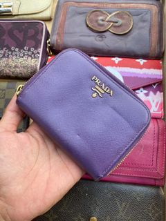 (Category: ) located in . Submitted by authentic_bag96 (Listing ID 1470622298, Image 1). Description: .