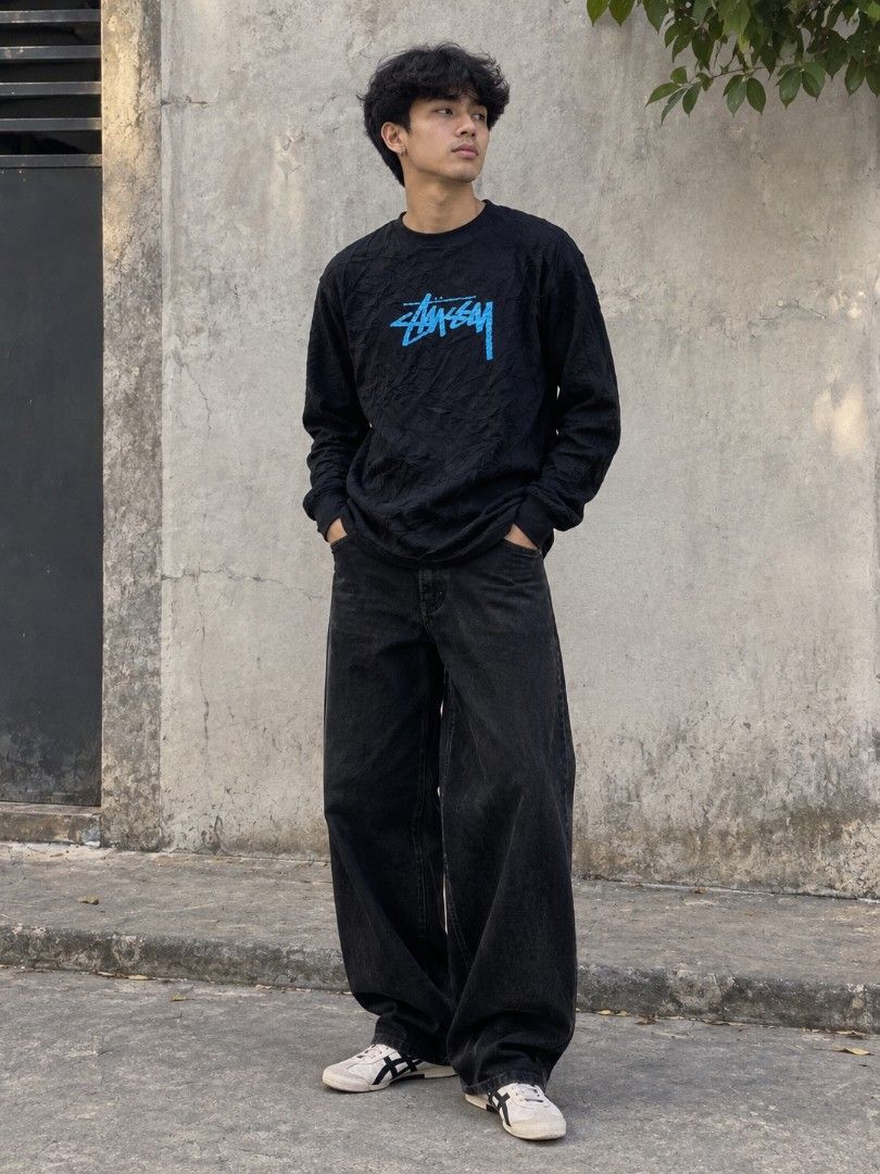 Authentic Stussy long sleeve (Category: Tshirts & Polo Shirts ) located in Sugbongcogon. Submitted by gilly.archive (Listing ID 1470560074, Image 2). Description: excellent condition size large W22/L31 no issue.