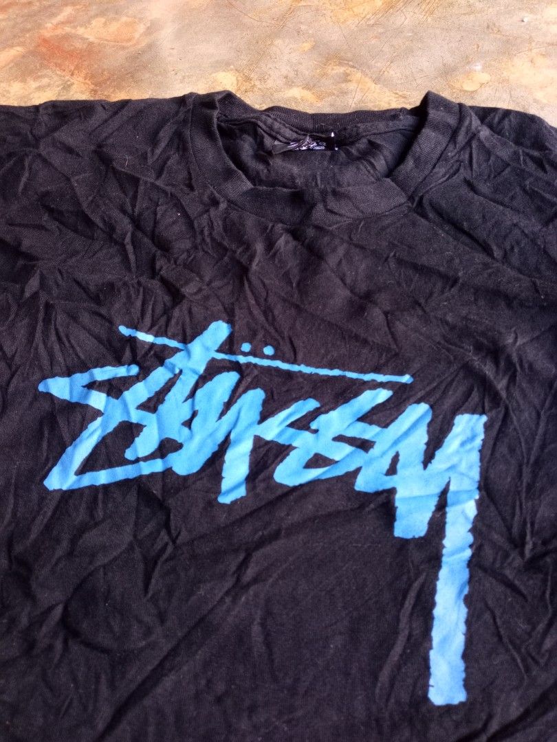 Authentic Stussy long sleeve (Category: Tshirts & Polo Shirts ) located in Sugbongcogon. Submitted by gilly.archive (Listing ID 1470560074, Image 3). Description: excellent condition size large W22/L31 no issue.