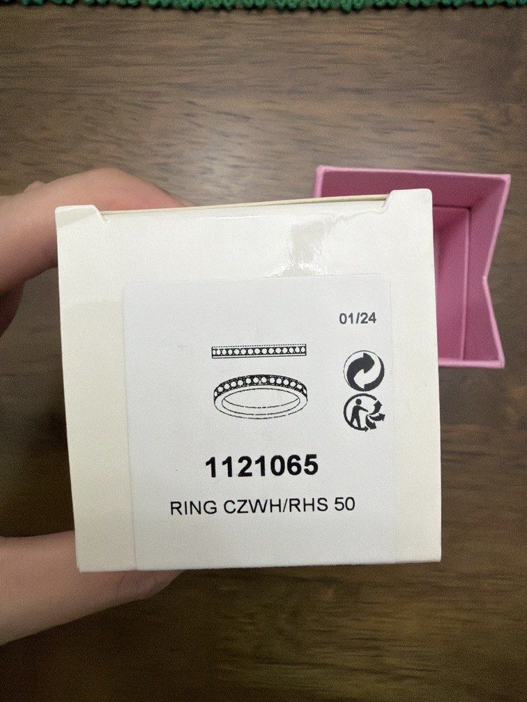 Authentic Swarovski Matrix Ring – Size 50 💍 (Category: Rings) located in Las Pinas. Submitted by thealyssacloset (Listing ID 1470639393, Image 3). Description: Selling my authentic Swarovski Matrix ring in white rhodium plating. Barely used and in excellent condition! ✨ Includes original Swarovski pink presentation box and product packaging ✨ Model: 1121065 ✨ Size: 50 (EU) ✨ Classic, dainty design with clear crystals Price: ₱2,800 negotiable Mes
