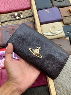 (Category: ) located in . Submitted by authentic_bag96 (Listing ID 1470631065, Image 1). Description: .